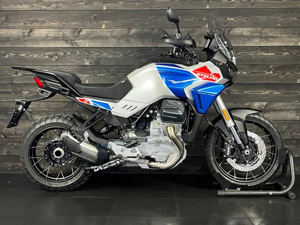 Moto Guzzi V100 STELVIO DUECENTO TRIBUTO (bj 2026), Motoren, Motoren | Moto Guzzi, Bedrijf, Meer dan 35 kW, Toermotor, 1042 cc