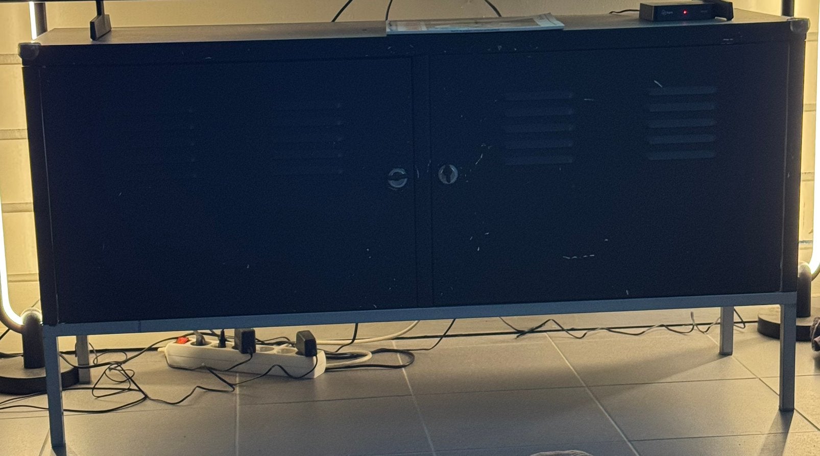 Gratis tv kast, Diversen, Schoolborden, Ophalen, Zo goed als nieuw, Whiteboard