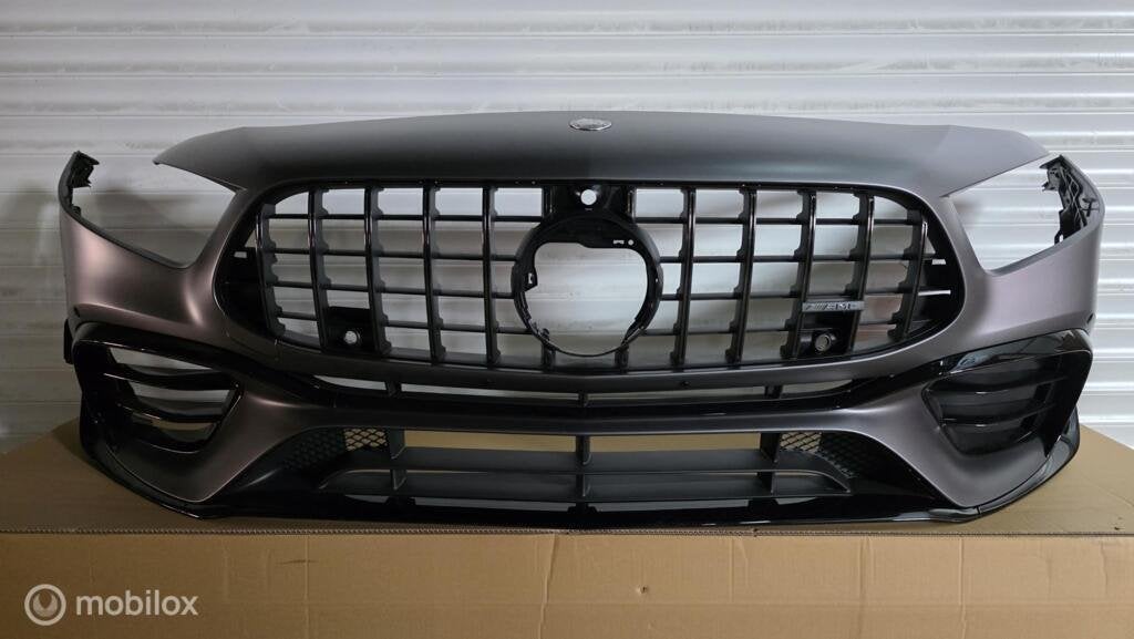 Mercedes A45 AMG Voorbumper W177 FACELIFT EARODYNAMIKA, Auto-onderdelen, Gebruikt, Voor, Ophalen of Verzenden