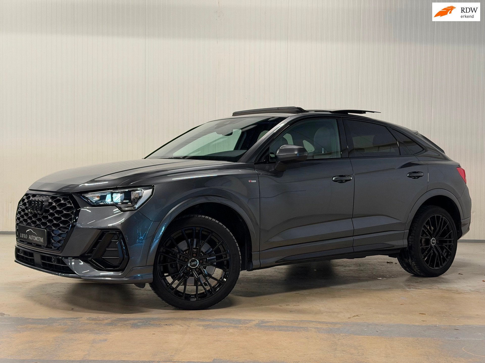 Audi Q3 SPORTBACK 45 TFSI S Edition | 3x S-LINE | PANO | AMB, Auto's, Gebruikt, Euro 6, 1984 cc, Leder en Stof