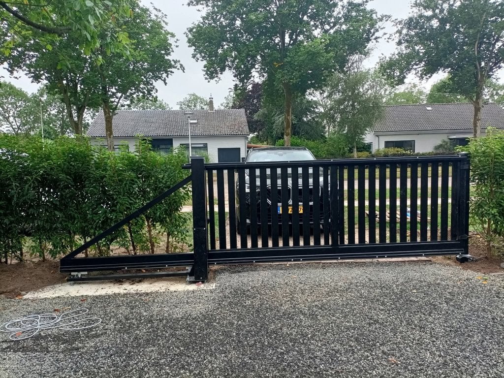 Terreinopruiming Schuifpoort 400cm x 100cm Lamellen zwart, Tuin en Terras, Ophalen of Verzenden, Nieuw, IJzer, Sierhekwerk