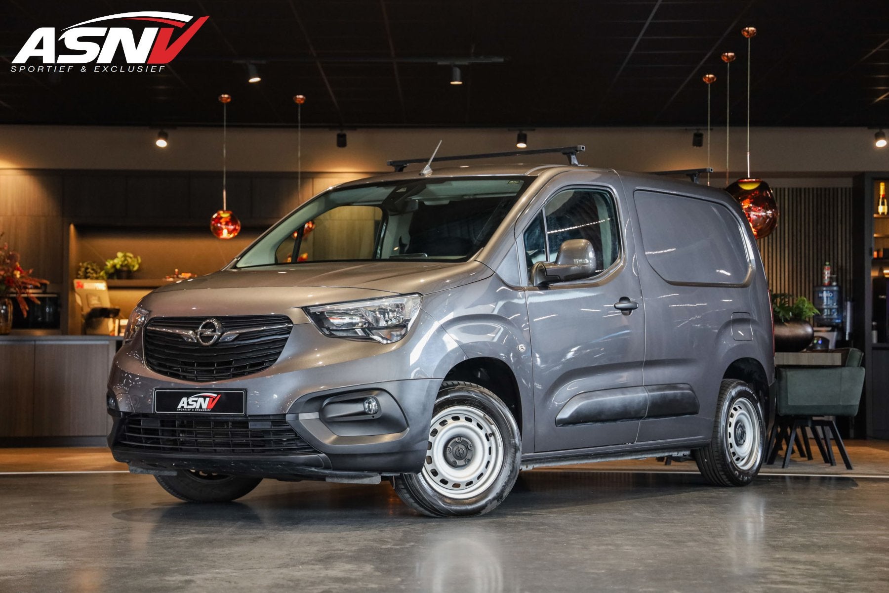 Opel Combo 1.2 Turbo L1H1 Edition, 110 PK Benzine, Grey/Meta, Auto's, Voorwielaandrijving, Gebruikt, Zwart, 1199 cc