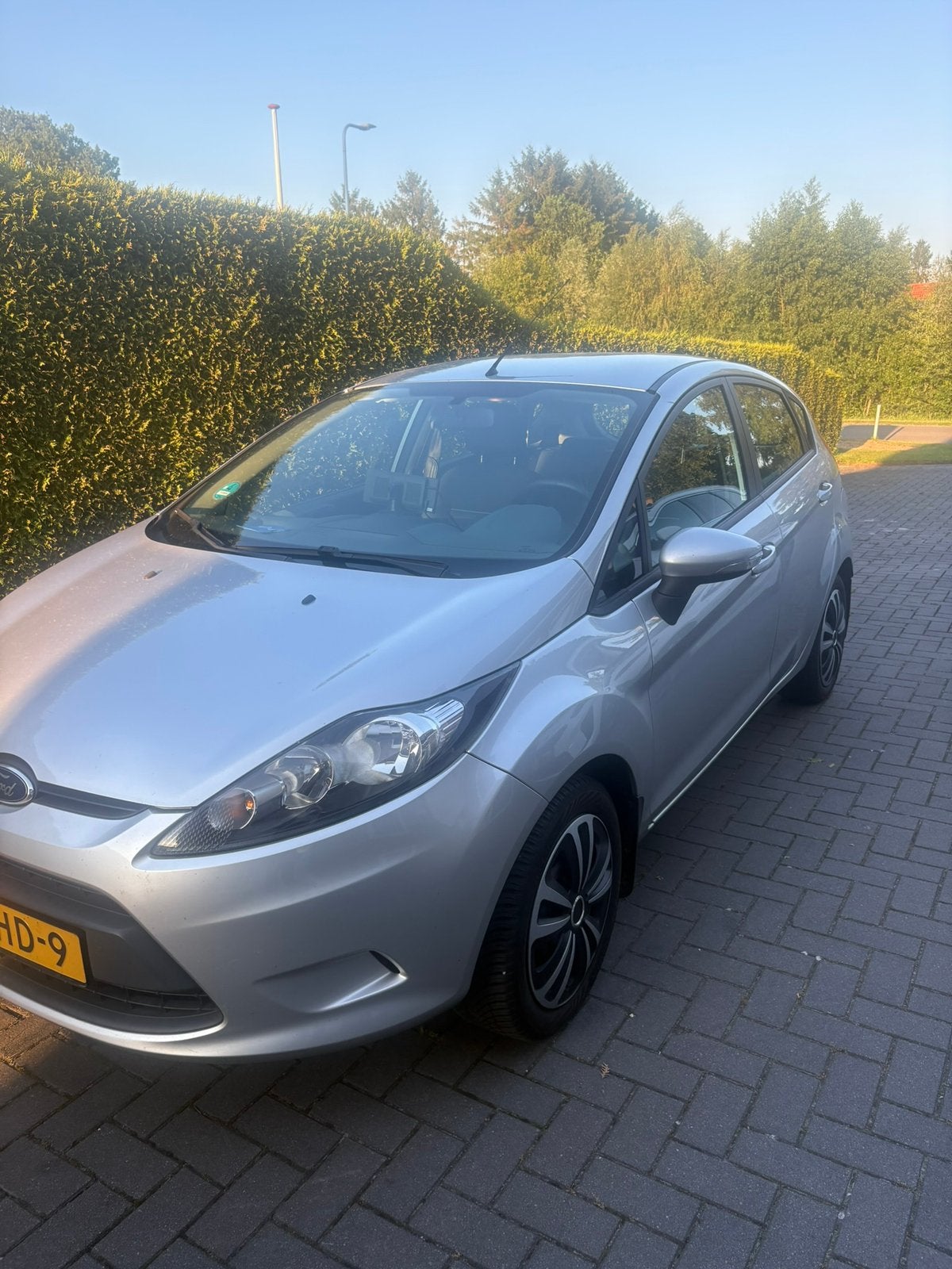 Ford Fiësta 1.25 44KW 5DR 2011 Grijs, Ophalen, Gebruikt