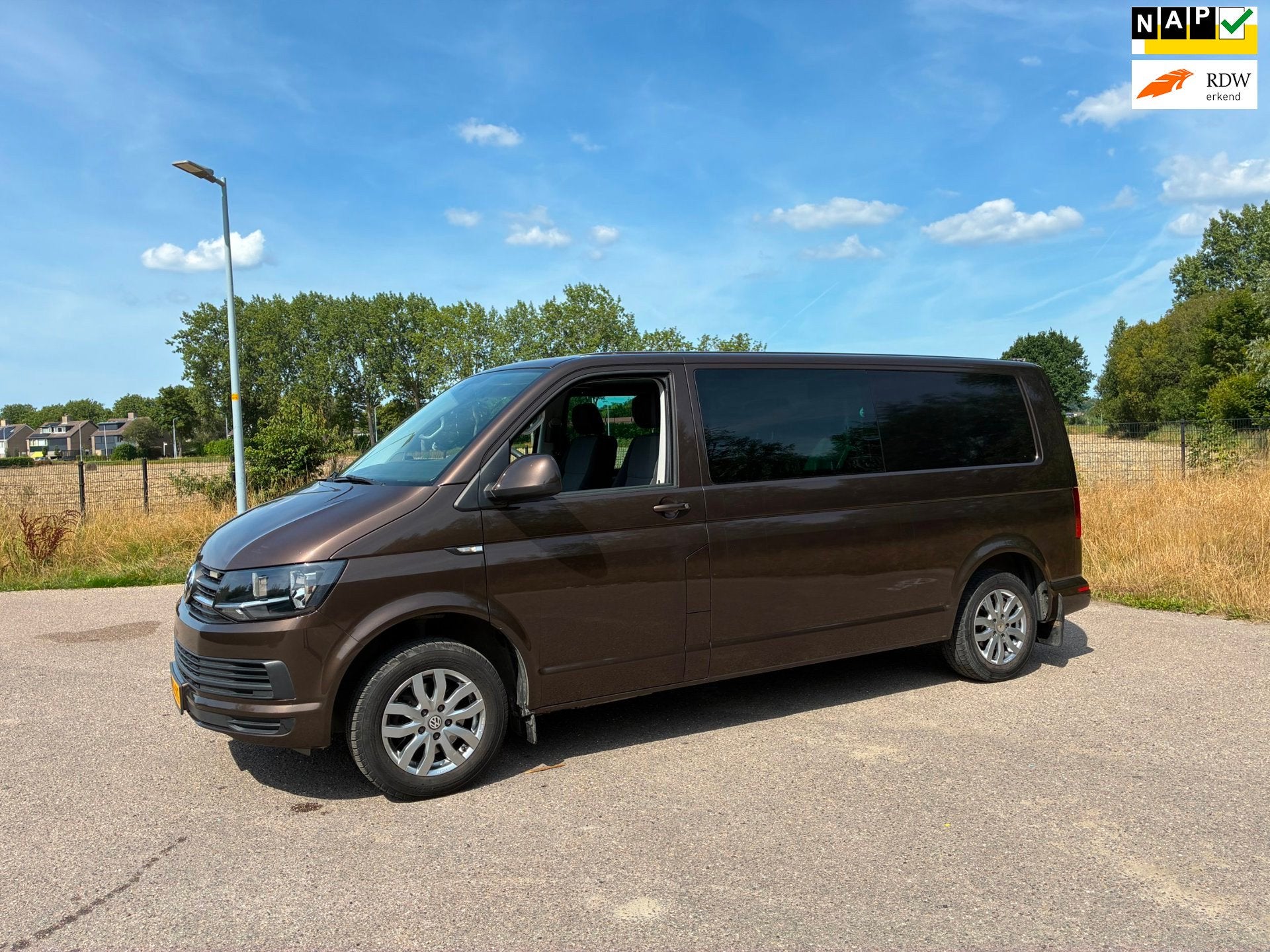 Volkswagen Transporter 2.0 TDI L2H1 DC Highline Dubbele Cabi, Voorwielaandrijving, Stof, Gebruikt, 4 cilinders