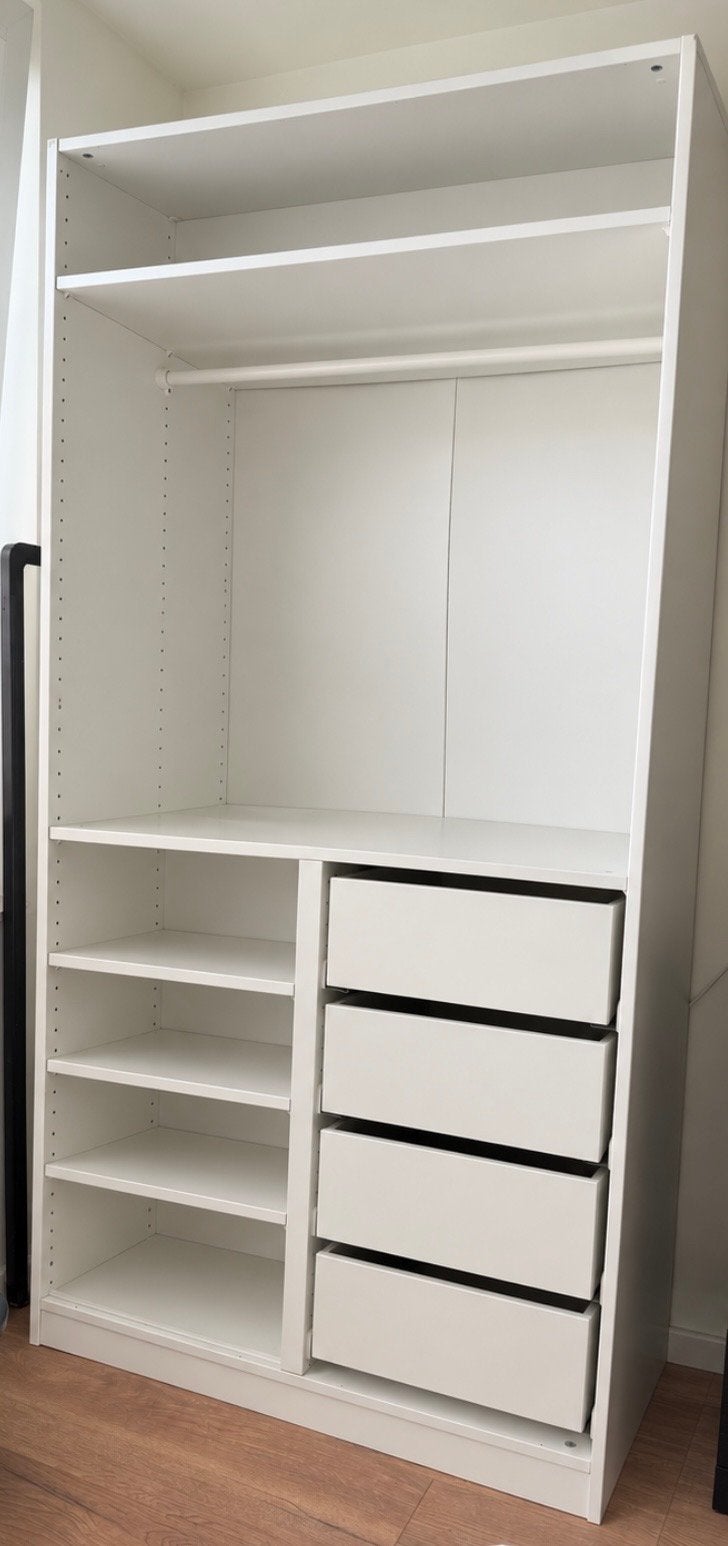 Witte kledingkast met lades en hangruimte, Ophalen, Gebruikt, 100 tot 150 cm, 200 cm of meer