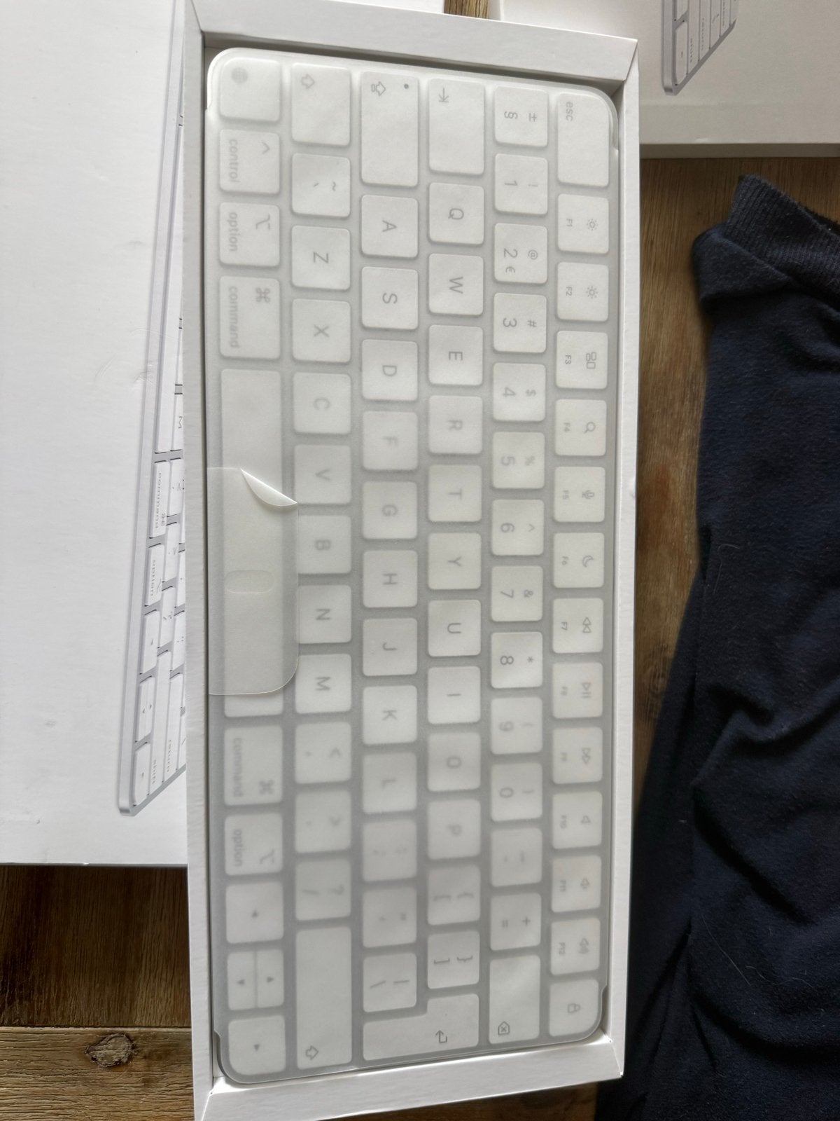 2x Apple Magic Keyboard Qwerty - Nieuw in doos, Computers en Software, Toetsenborden, Ophalen, Multimediatoetsen, Nieuw, Draadloos