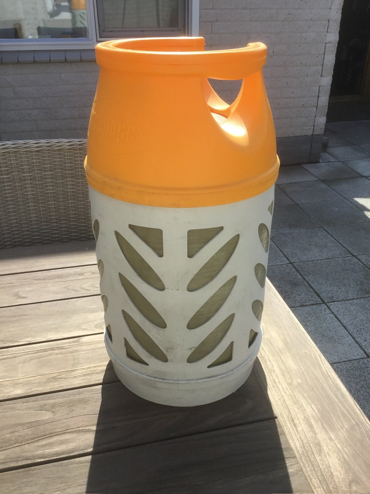 Gasfles voor Denemarken, Ophalen, Zo goed als nieuw
