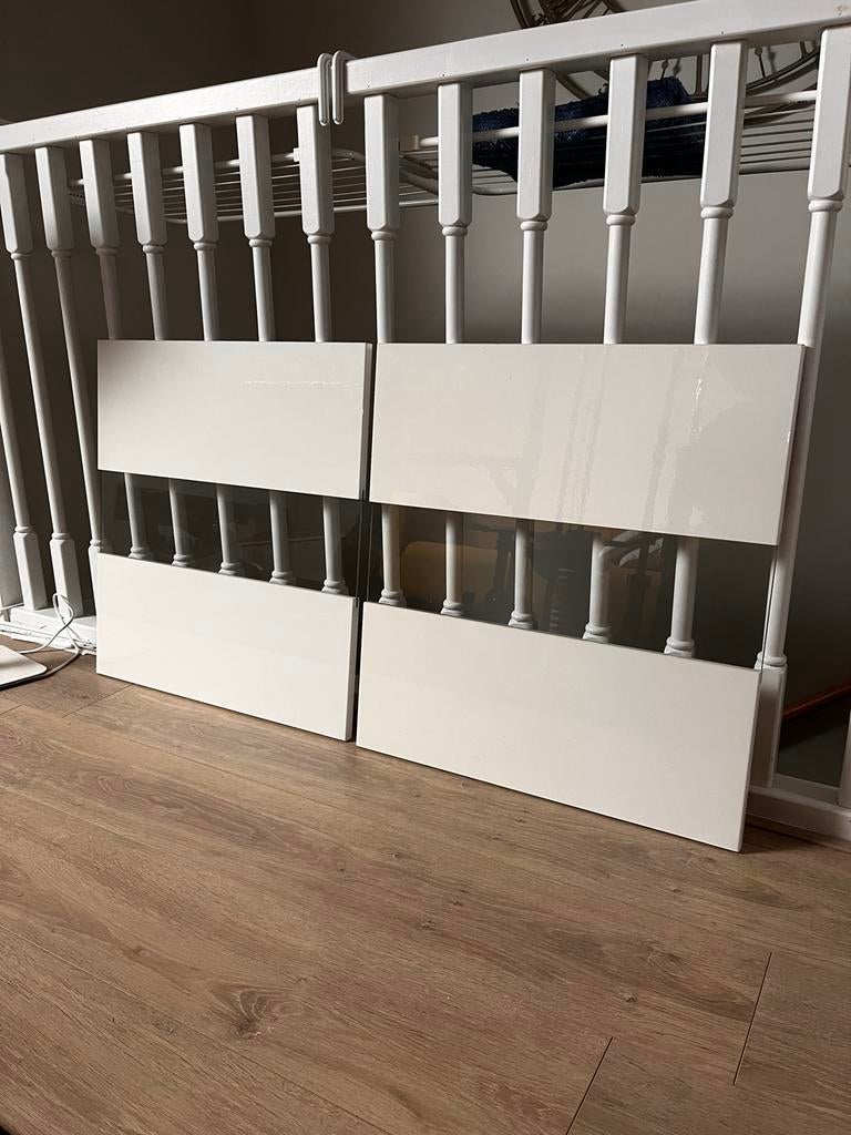 IKEA BESTA deur met glas - Wit, zo goed als nieuw, Ophalen, Gebruikt