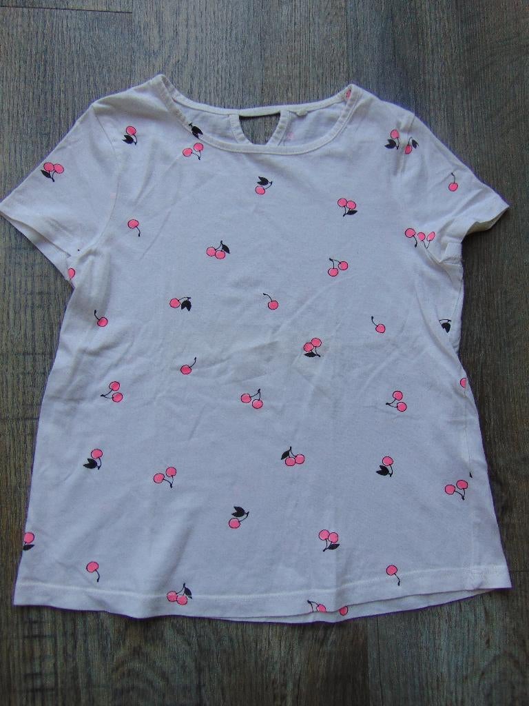 T-shirt wit kersen maat 134 C&A shirt, C&A, Meisje, Ophalen of Verzenden, Zo goed als nieuw