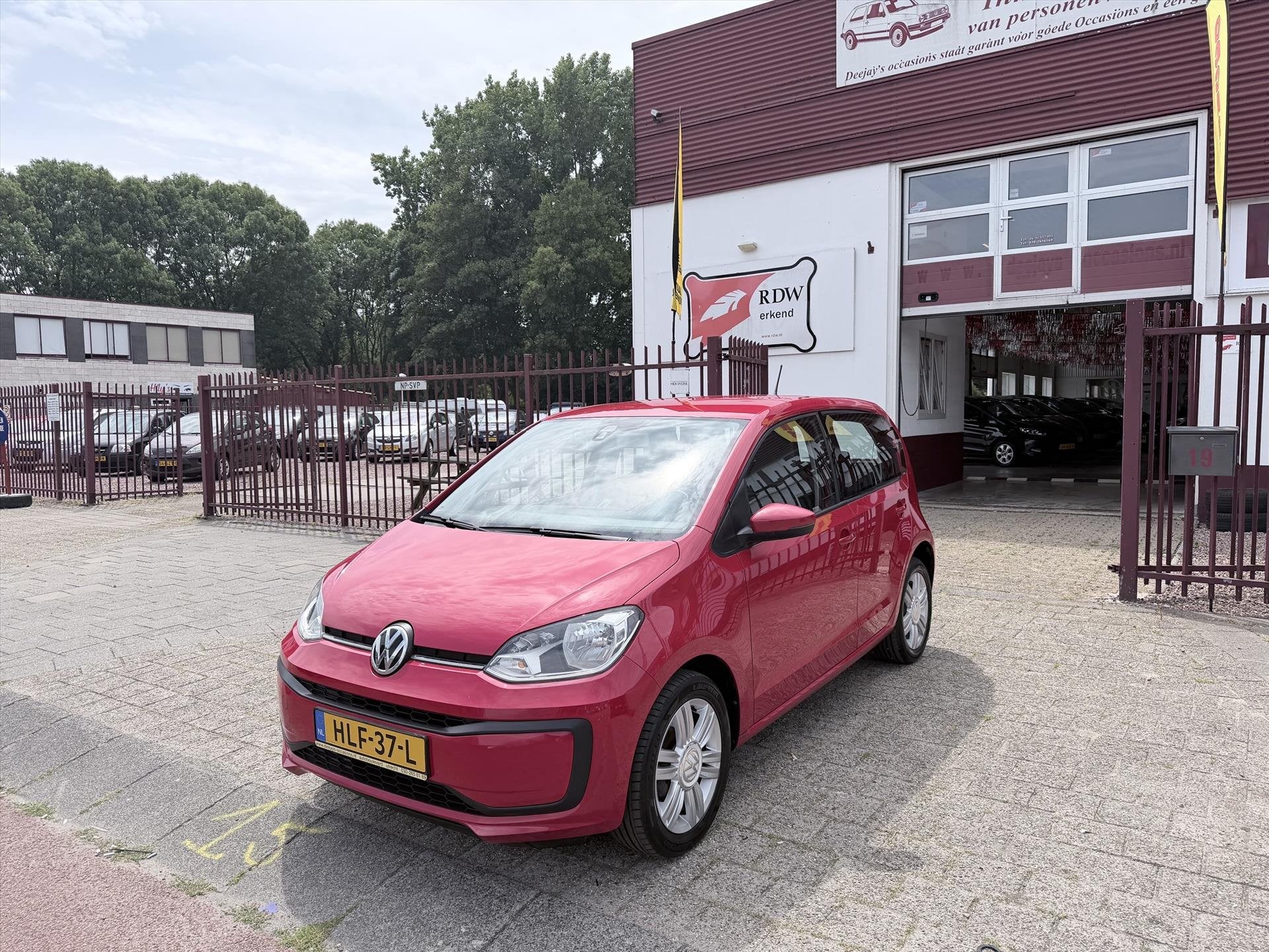 Volkswagen Up! 1.0 60PK 5D BMT Move up!, Stof, Gebruikt, Bedrijf, Handgeschakeld