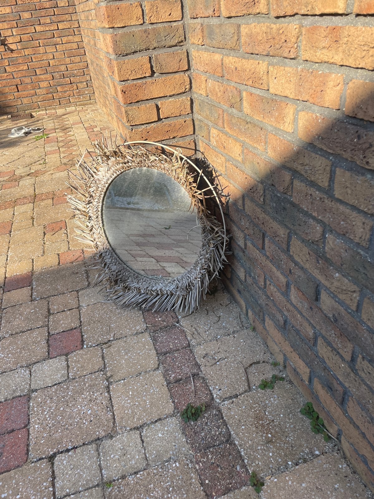 Decoratieve spiegel met rieten rand, Ophalen, Gebruikt, Rond, Minder dan 100 cm