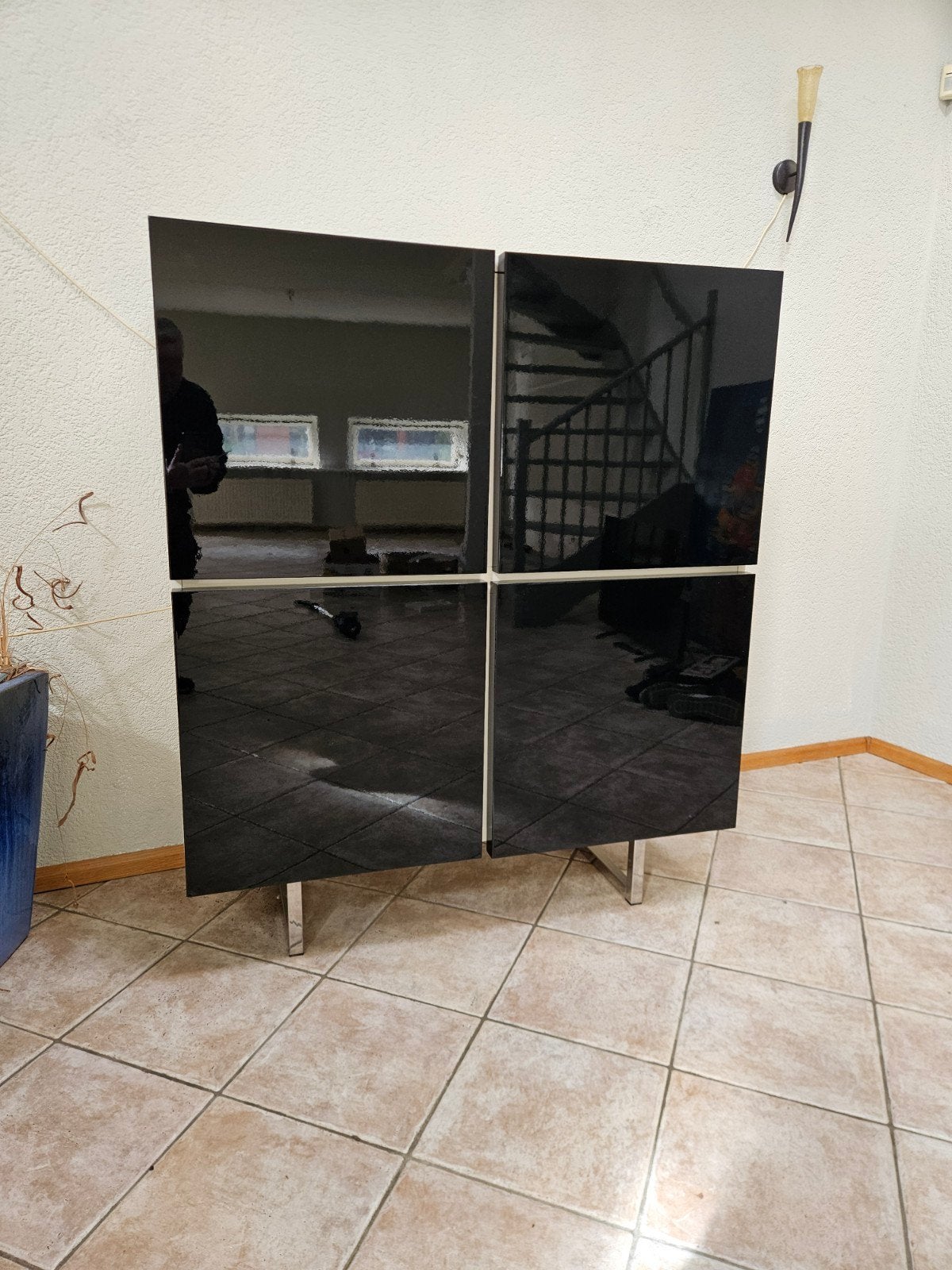 Bert Plantagie Dressoir met Glazen Planken, Huis en Inrichting, Kasten | Dressoirs, Ophalen, 100 tot 150 cm, Modern, 25 tot 50 cm