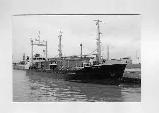 scheepvaart-foto-whest star 1966, Ophalen of Verzenden, Zo goed als nieuw, Motorboot, Boek of Tijdschrift