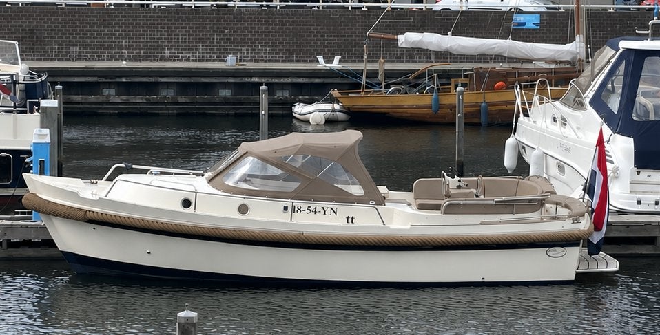 Intercruiser 27–Volvo Penta D3-163 | Full option | Vaarklaar, Watersport en Boten, Sloepen, 9 m, Gebruikt, 163 pk, Binnenboordmotor