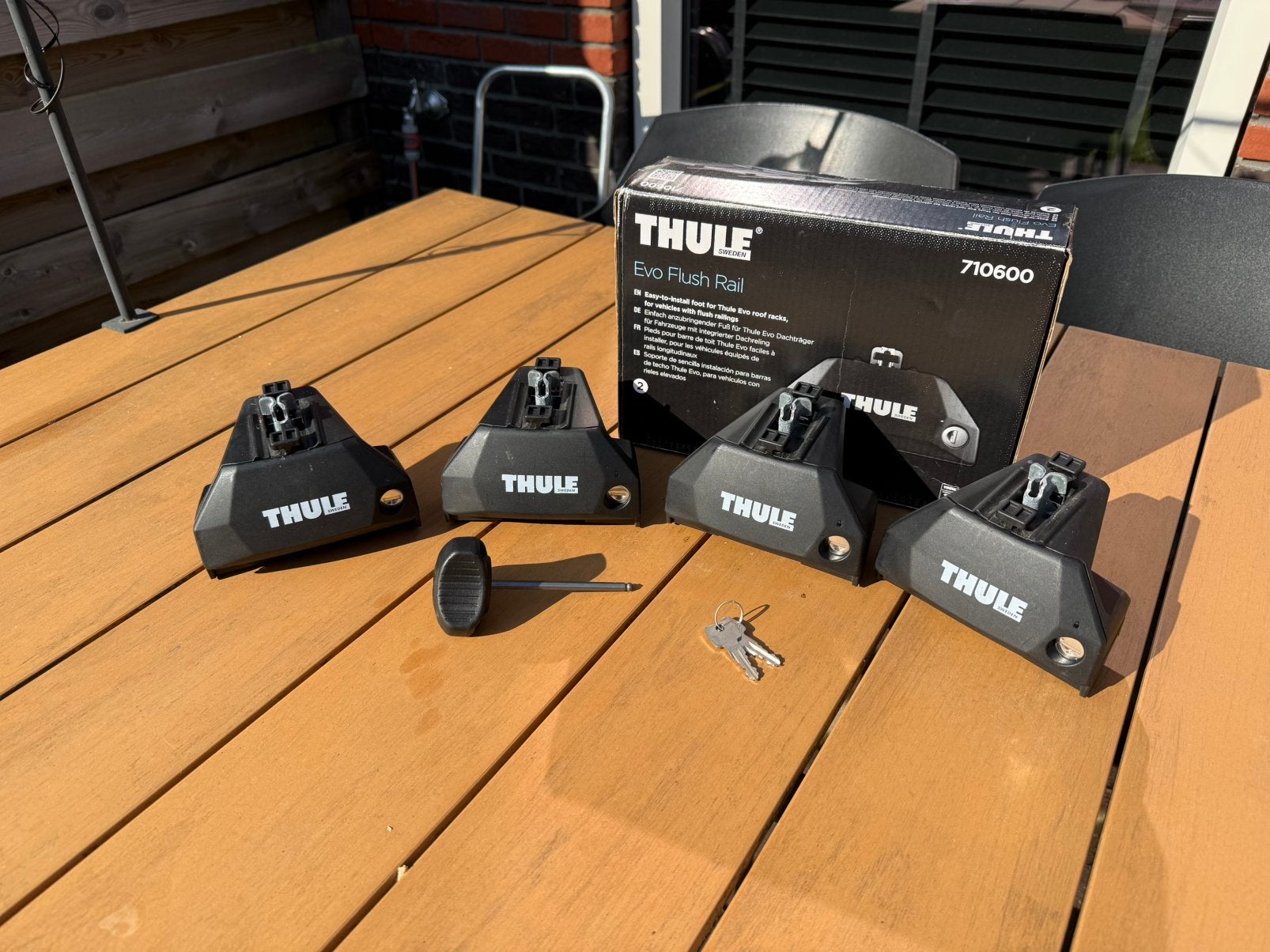 Thule Evo Flush Rail set - 7106, Auto diversen, Dakdragers, Ophalen of Verzenden, Zo goed als nieuw