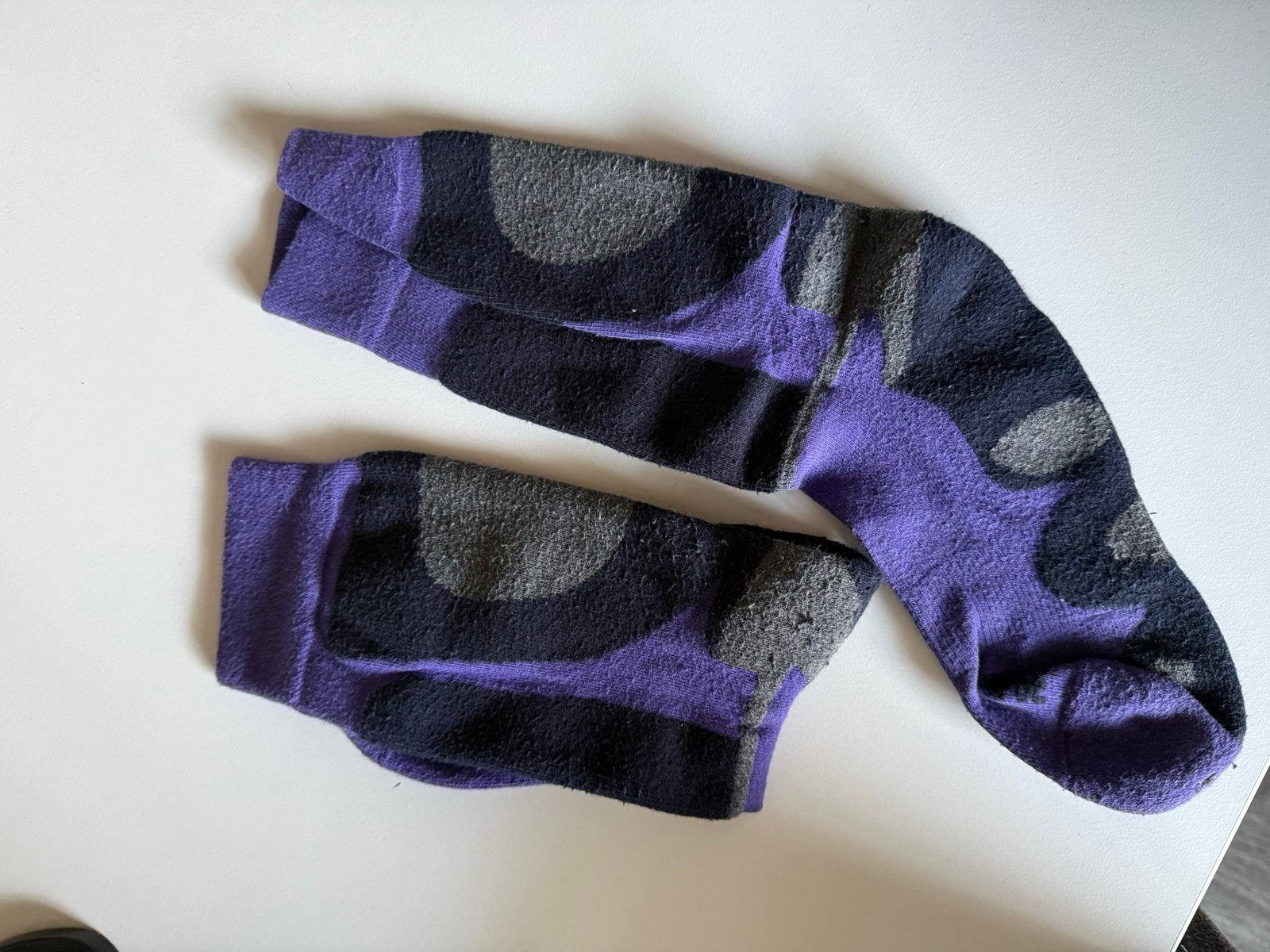 Paarse ski sokken met patroon maat 39-42, Kleding | Dames, Ophalen of Verzenden, Gedragen, Overige maten, Sokken en Kniesokken
