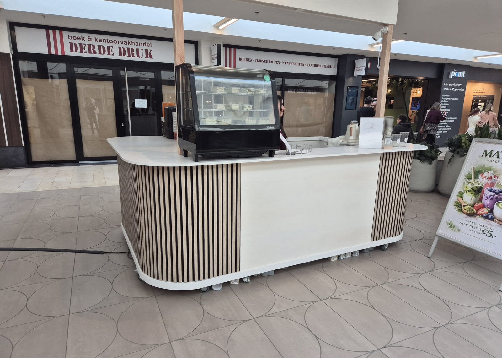 Mobiele Kiosk met Wielen en Waskraan, Ophalen of Verzenden