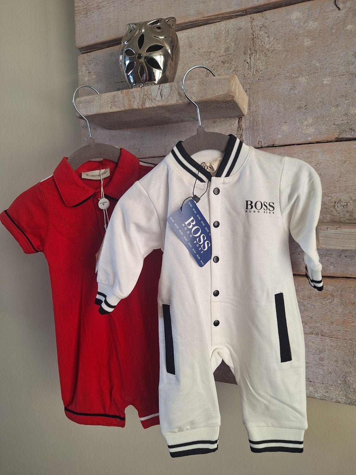 Baby zomer kleding MONCLER & Hugo Boss
Jongens jumpsuit, Ophalen of Verzenden