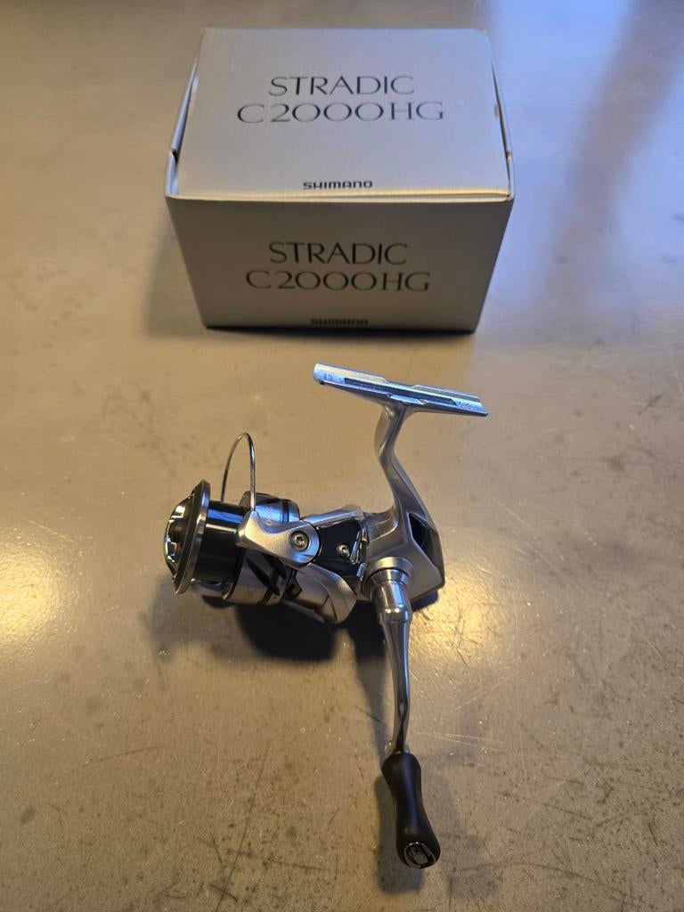 2 x Shimano Stradic Molen , 2 x LMAB La Moustique Spinhengel, Watersport en Boten, Hengelsport | Roofvissen, Zo goed als nieuw