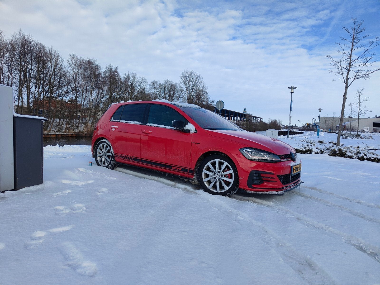Set winterbanden VW 17inch, Ophalen, 17 inch, 205 mm, Winterbanden