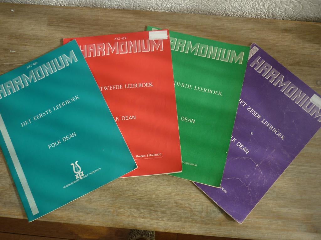 Folk Dean - Harmonium - Het eerste t/m het zesde Leerboek, Orgel, Klassiek, Ophalen of Verzenden, Zo goed als nieuw