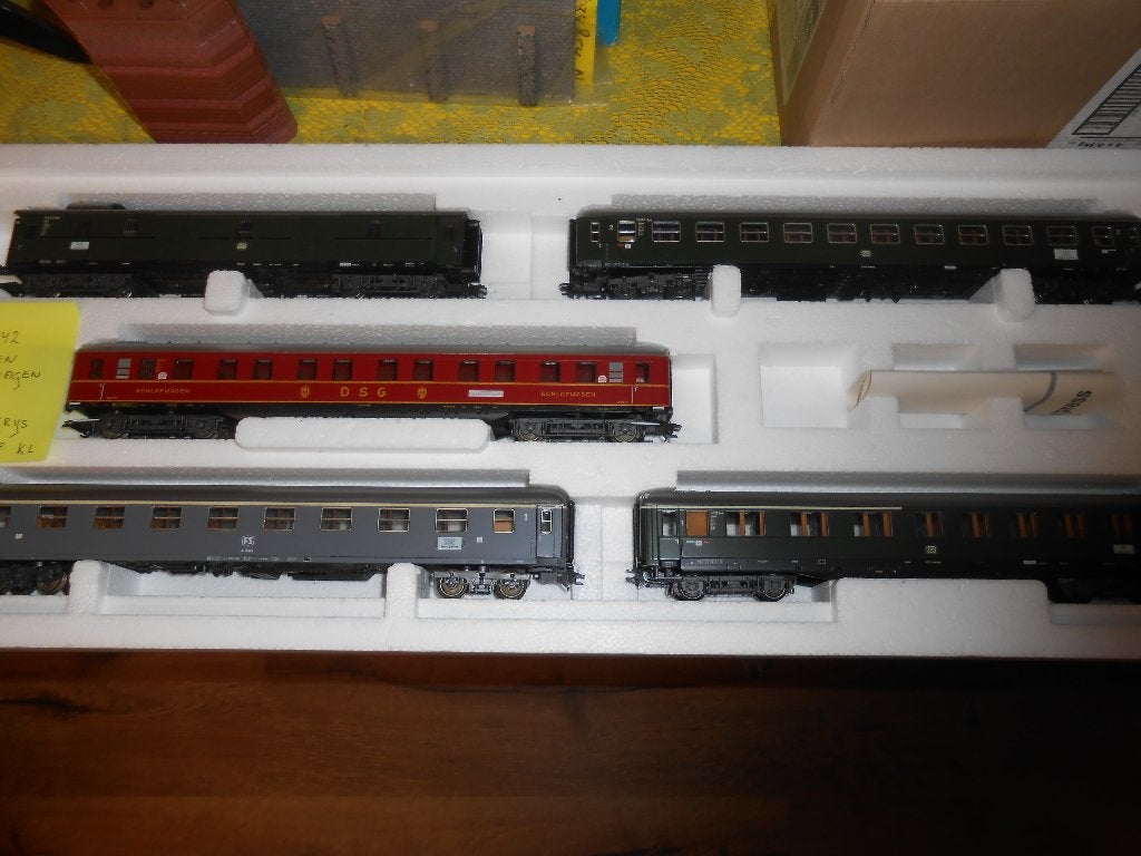 Märklin 42941 met iets van 42942, De  Riviera Express, Wisselstroom, Treinset, Ophalen of Verzenden, Zo goed als nieuw