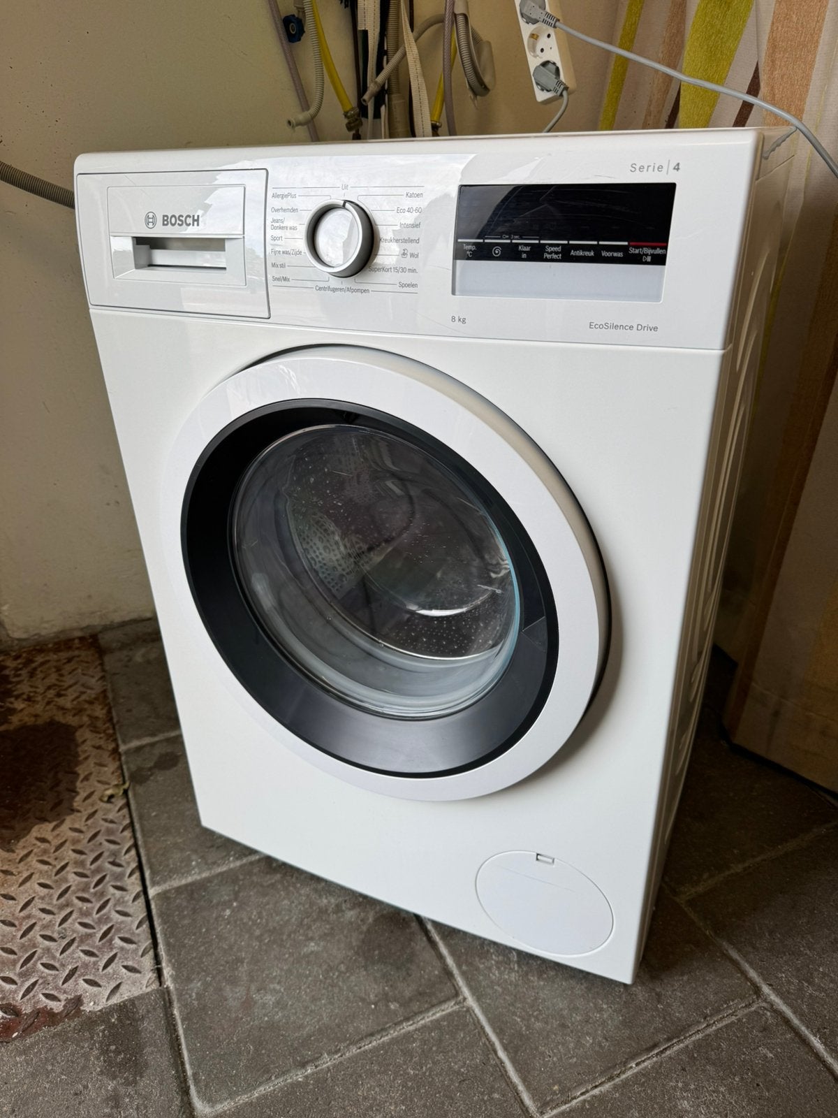 A+++ Wasmachine | Bosch | 8KG | 1400T | Schoon en Goed, Ophalen, 1200 tot 1600 toeren, Minder dan 85 cm, 8 tot 10 kg