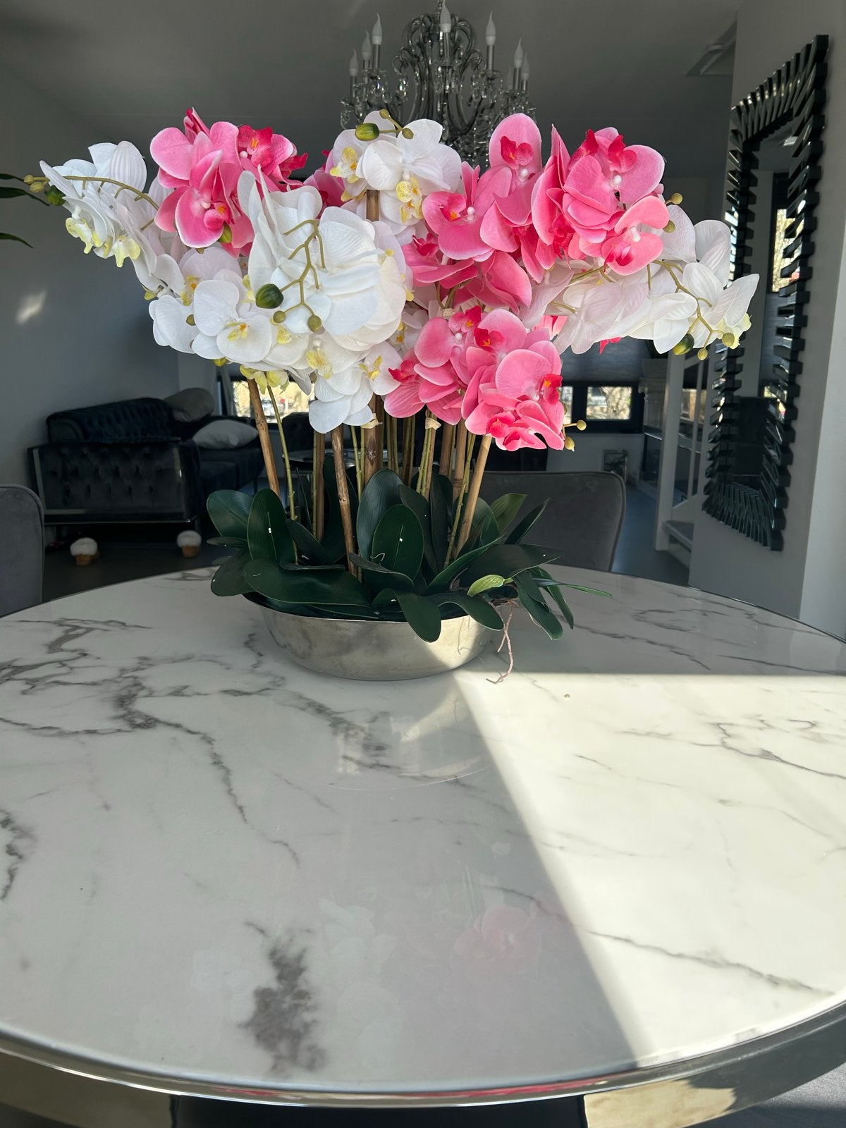 Prachtig kunstbloemstuk met roze en witte orchideeën, Binnen, Ophalen of Verzenden, Zo goed als nieuw, Kunststof
