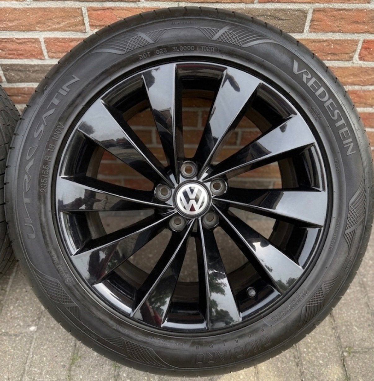 ✅ Originele VW Tiguan Interlagos Velgen + Goede Vredestein, Ophalen, 18 inch, Gebruikt, Banden en Velgen
