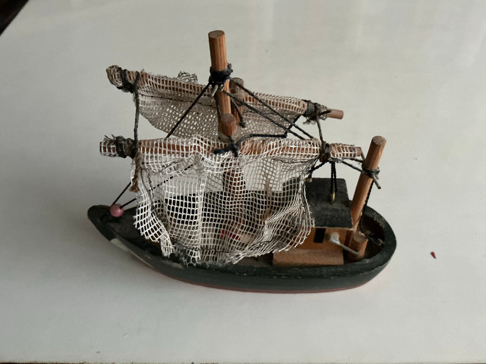 Decoratieve vissersboot miniatuur, Ophalen of Verzenden, Gebruikt