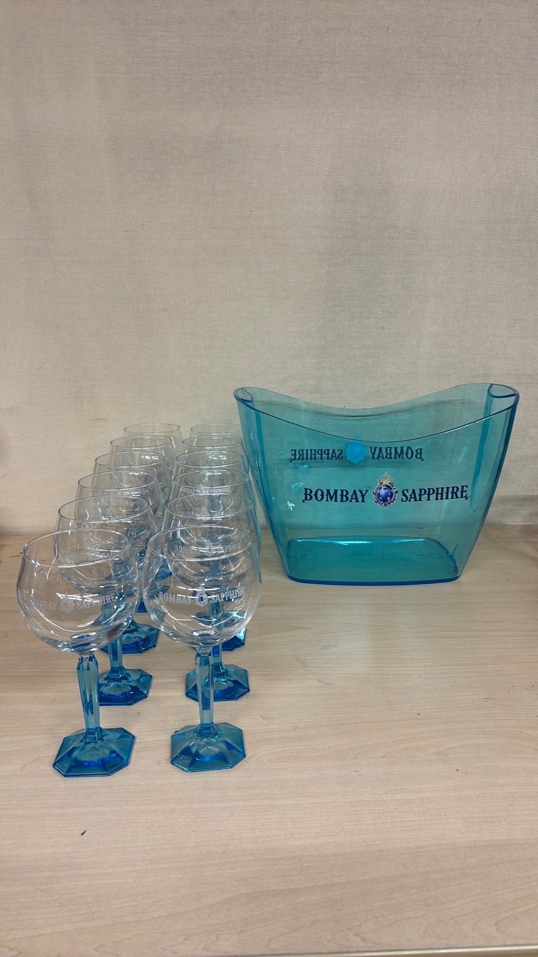 Bombay Sapphire glazen en ijsbak, Ophalen, Gebruikt