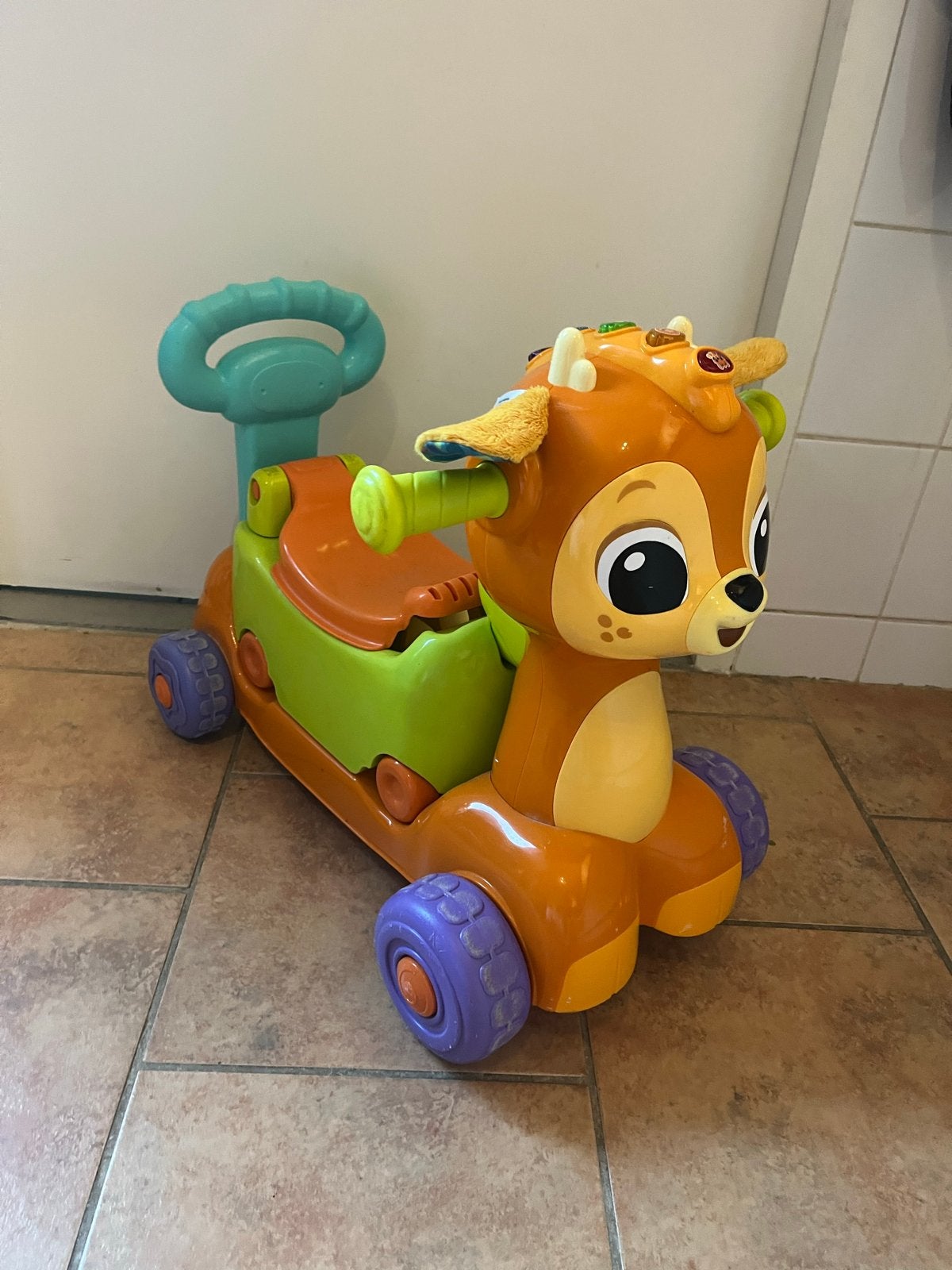 VTech Hoefje Hert 4-in-1 Loopwagen, Ophalen of Verzenden, Zo goed als nieuw, Loopvoertuig