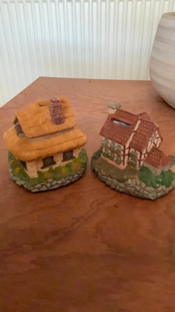 Kunstof huisjes / spaarpot, Ophalen of Verzenden, Zo goed als nieuw