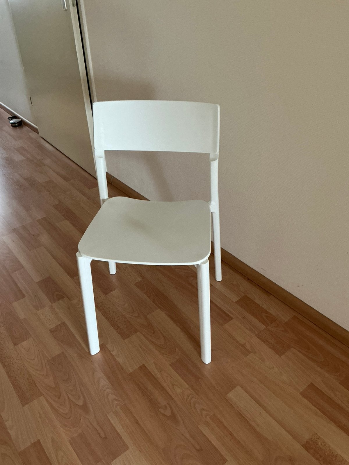 Merk:Ikea 1 Kunststof stoel kleur wit., Ophalen, Kunststof, Wit, Zo goed als nieuw