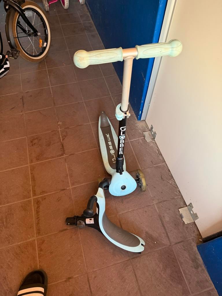 Globber step met lichtjes en zitje, Ophalen of Verzenden, Gebruikt, Gewone step