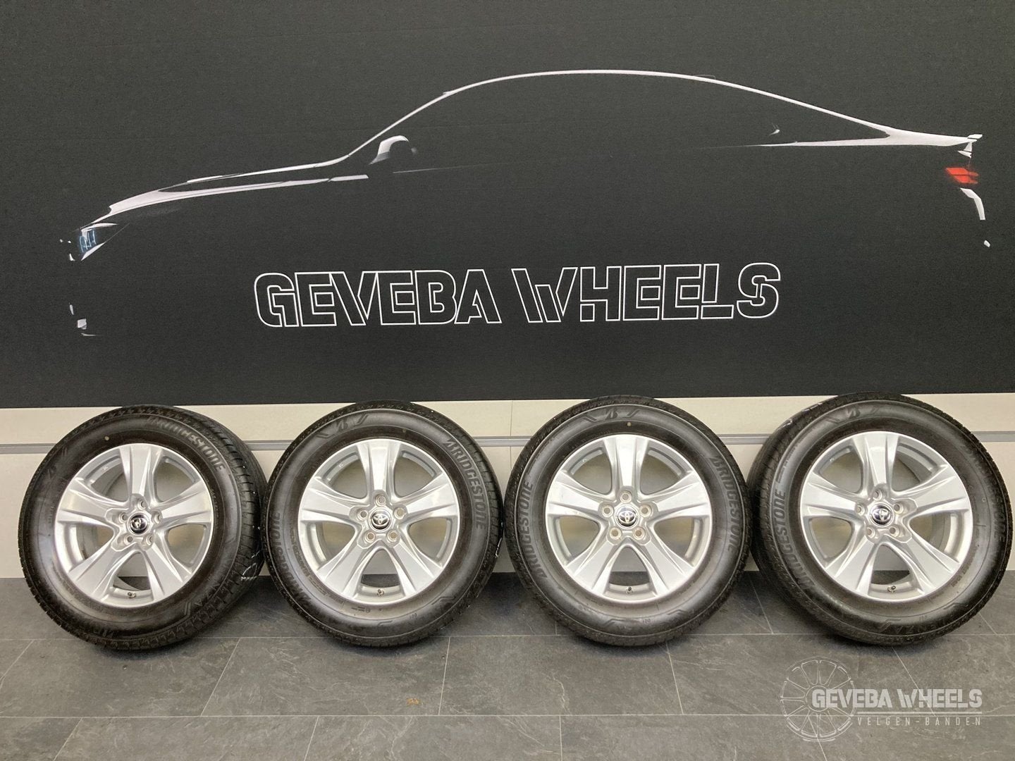 17” originele Toyota Rav4 velgen + banden 5x114.3 TPMS BKN, Gebruikt, -, -, Banden en Velgen