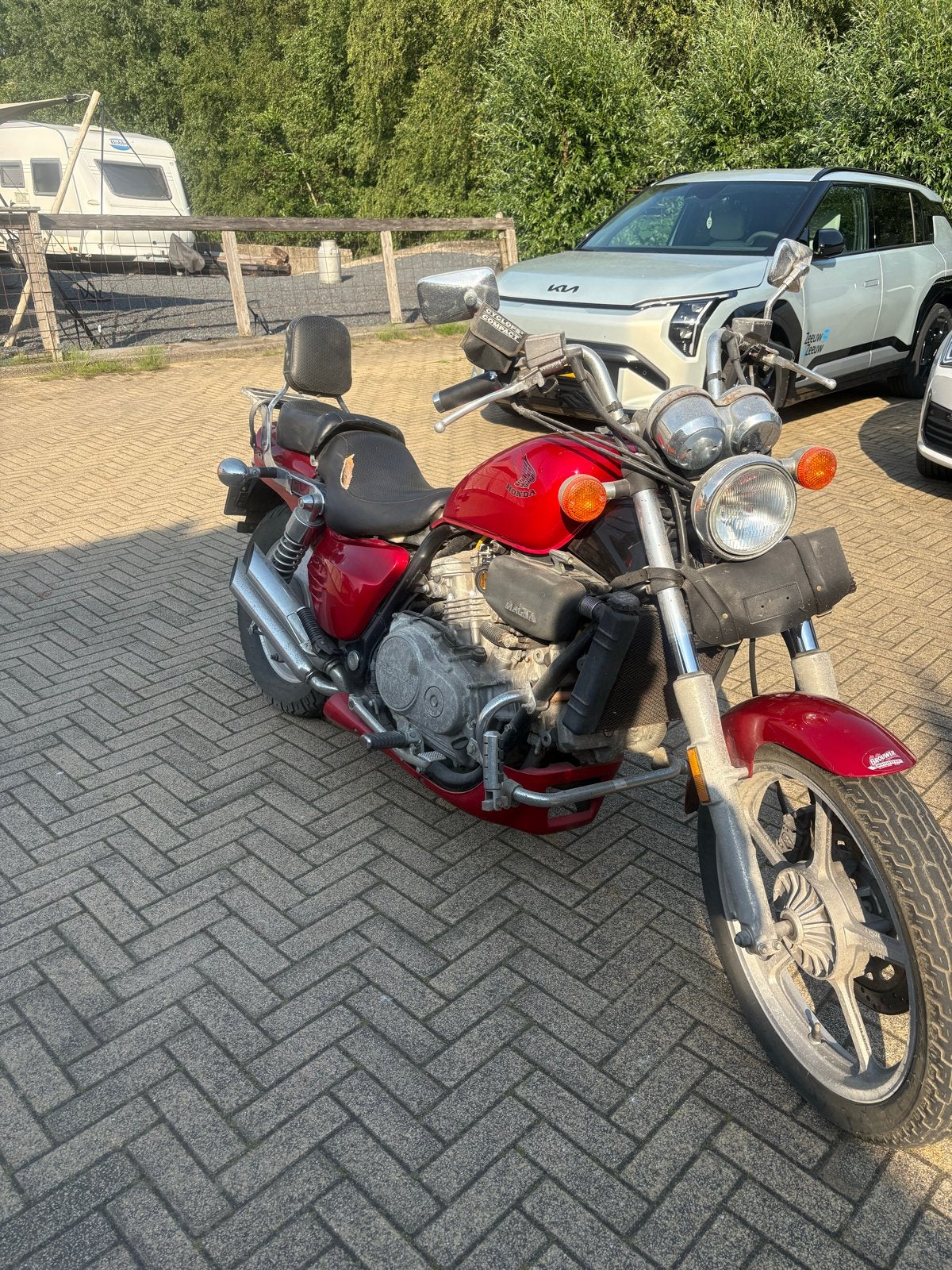 Magna 700 heeft een beurtje nodig, Ophalen of Verzenden