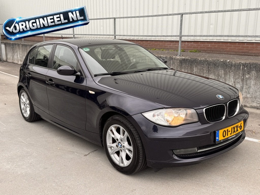 BMW 1-serie 116i Business Line Klima NL Auto (bj 2009), Auto's, BMW, 1-Serie, Achterwielaandrijving, Zwart, 4 cilinders