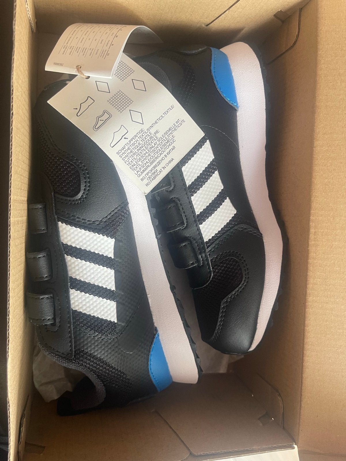 Nieuwe Adidas ZX 700 HD CF C sneakers voor kinderen, Ophalen of Verzenden, Nieuw, Jongen of Meisje, Sportschoenen