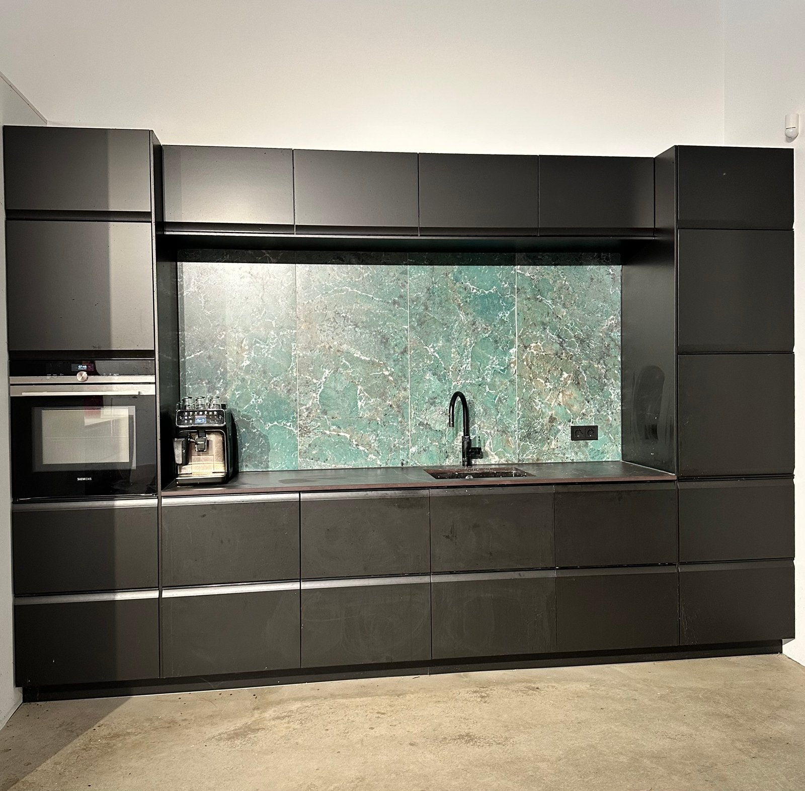 Prachtige keuken zwart, Huis en Inrichting, Ophalen, Zwart, Overige typen, Graniet of Steen