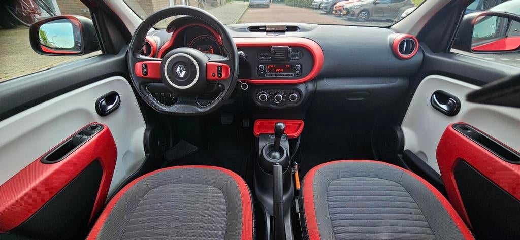 Renault Twingo 1.0 SCe 70pk EDC 2018 Rood, Automaat, 31 €/maand, 948 kg, 4 stoelen
