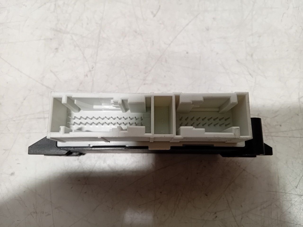 Computer park distance control Volkswagen Golf, Onderdelen@venauto.nl, Van der Ven Autorecycling B.V., Gebruikt, Ettenseweg 76, 4706 PB Roosendaal, The Netherlands