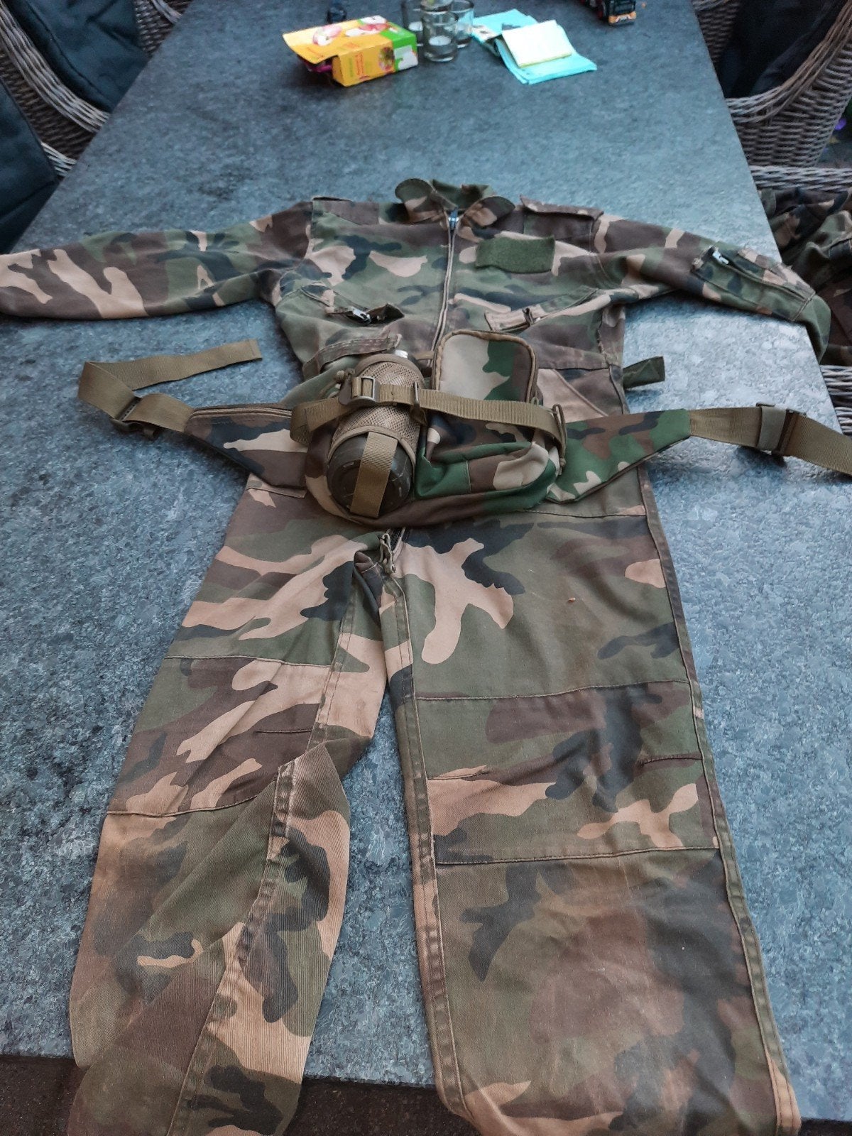 Camouflage Pak Maat L/10 met Heuptas, Ophalen of Verzenden, Gedragen, Onbekend
