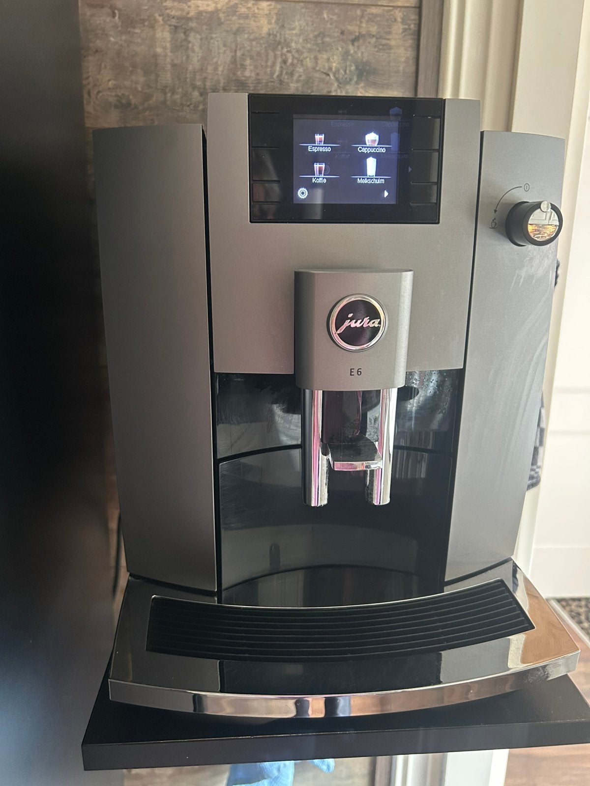 Jura vol automatische koffiemachine 1jaar oud ! 550 euro