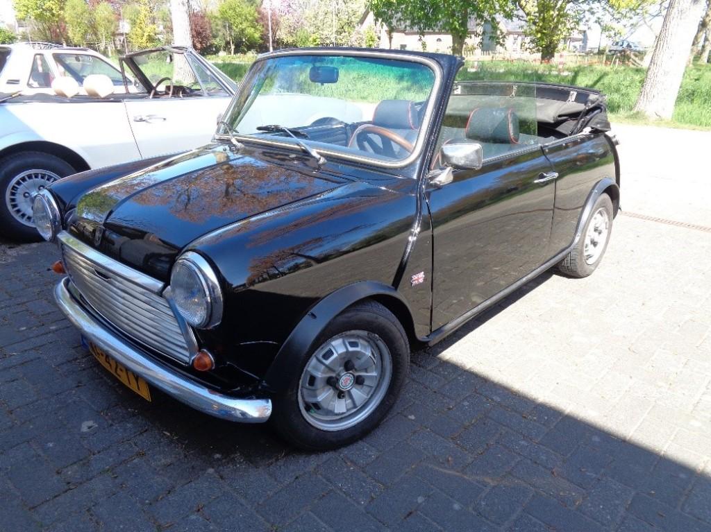 Unieke  klassieke Mini 1000 1985 Zwart, Auto's, Mini, Particulier, Cabrio, Benzine, Euro 6, Cabriolet, Handgeschakeld, Origineel Nederlands