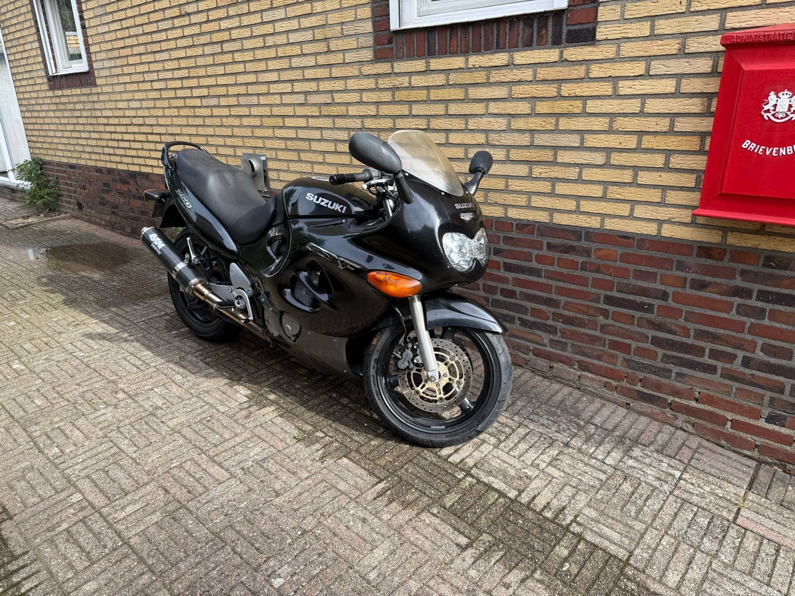 Suzuki GSX 750F uit 2000 – nette basis voor de handige sleut, Motoren, 4 cilinders, Motorrijbewijs A, Gebruikt, Particulier
