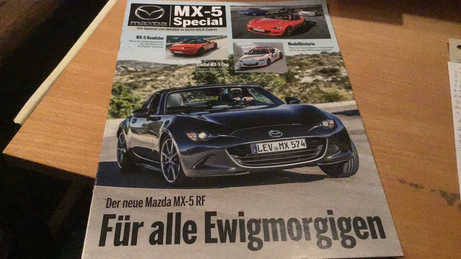 Mazda mx 5 5 bladzijde, Ophalen of Verzenden, Zo goed als nieuw, Mazda