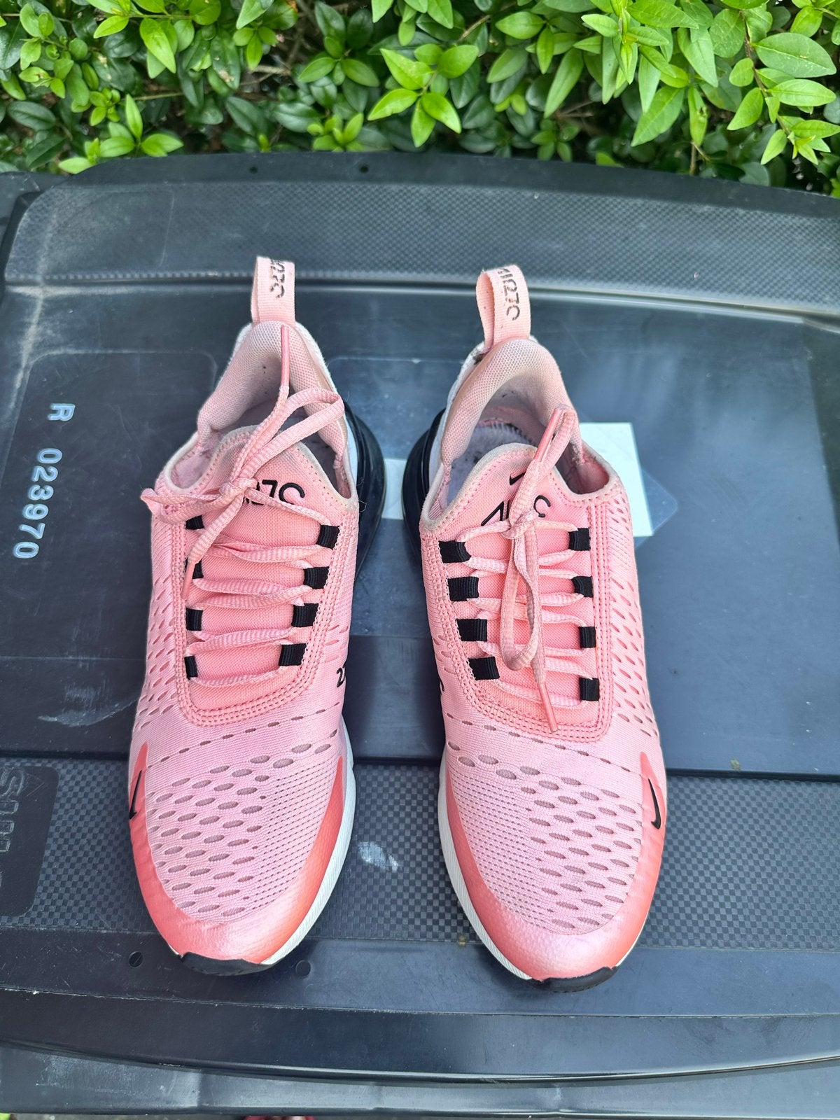 Nike Air Max 270 Roze Sneakers - Zolen ontbreken, Kleding | Dames, Schoenen, Ophalen of Verzenden, Gedragen, Roze, Sneakers of Gympen