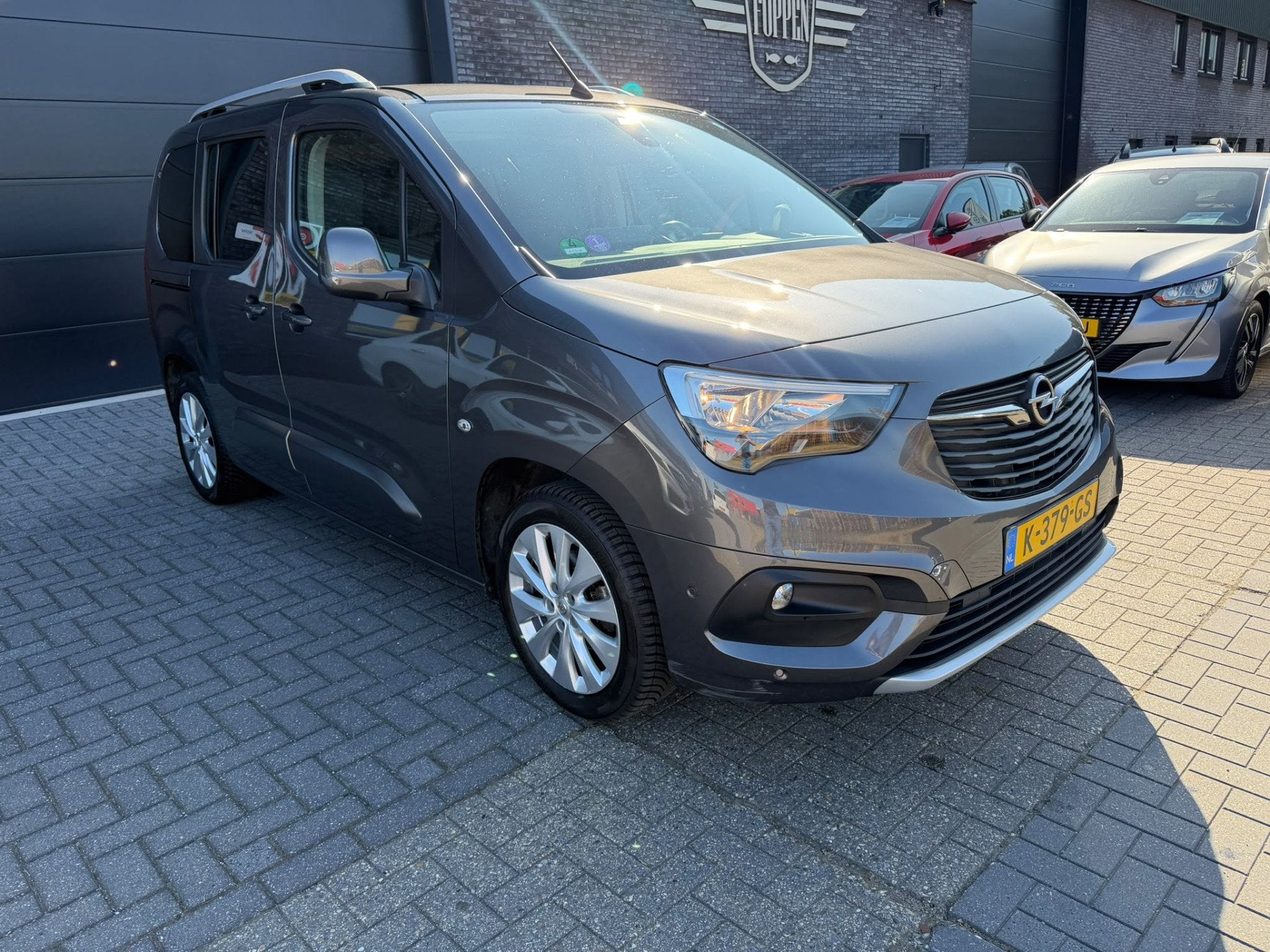 Opel Combo Tour 1.2 Turbo L1H1 Edition | 1E EIGENAAR | 3\6 O, Voorwielaandrijving, Stof, Gebruikt, Euro 6