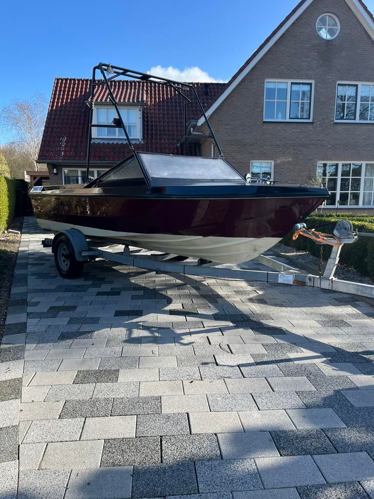 Browing malibu speedboot 140pk mercruiser inboard trailer, Binnenboordmotor, 120 tot 200 pk, Ophalen of Verzenden, Polyester
